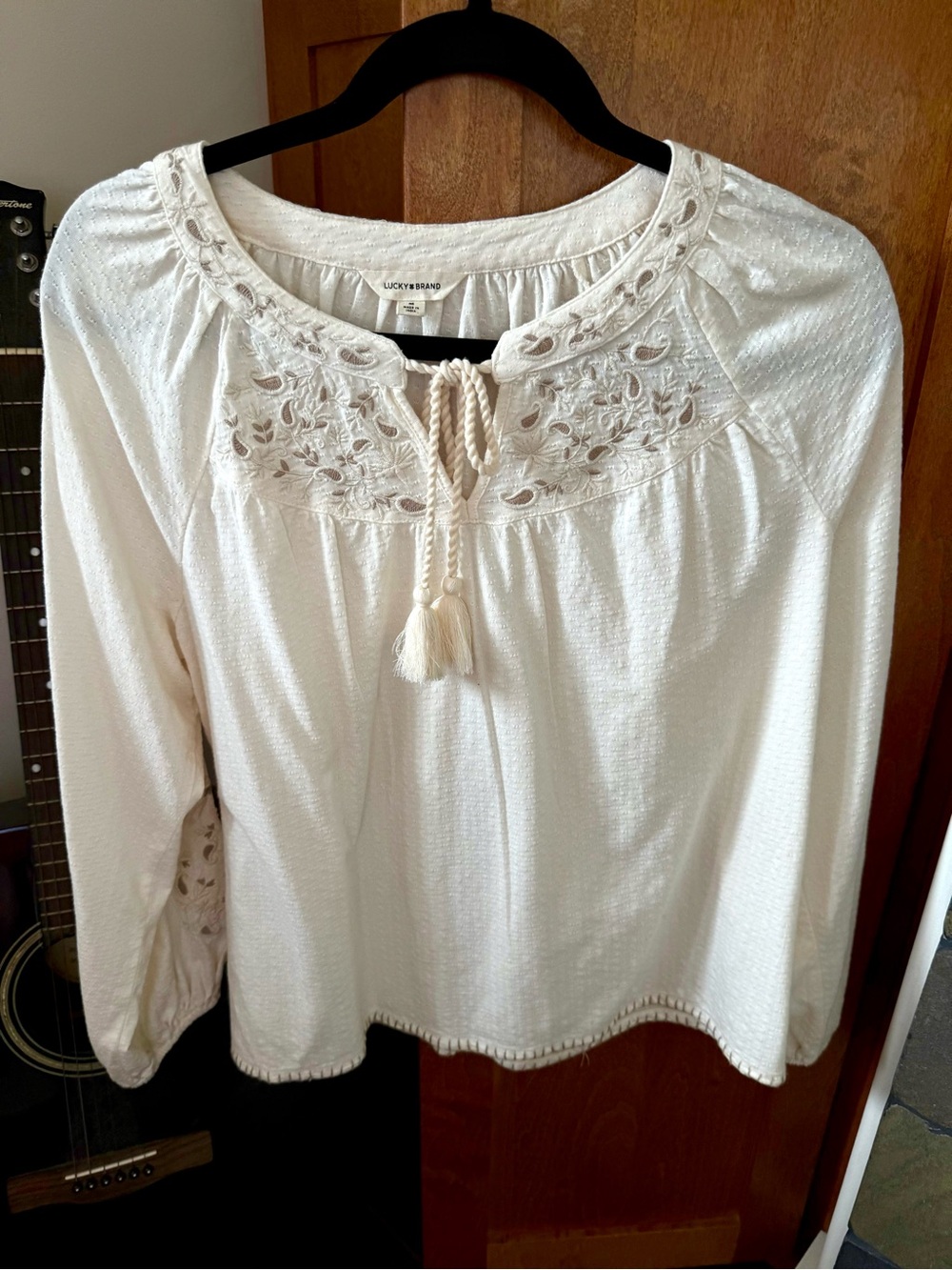 Lucky Brand Women's Cream Embroidered Peasant Blouse size medium